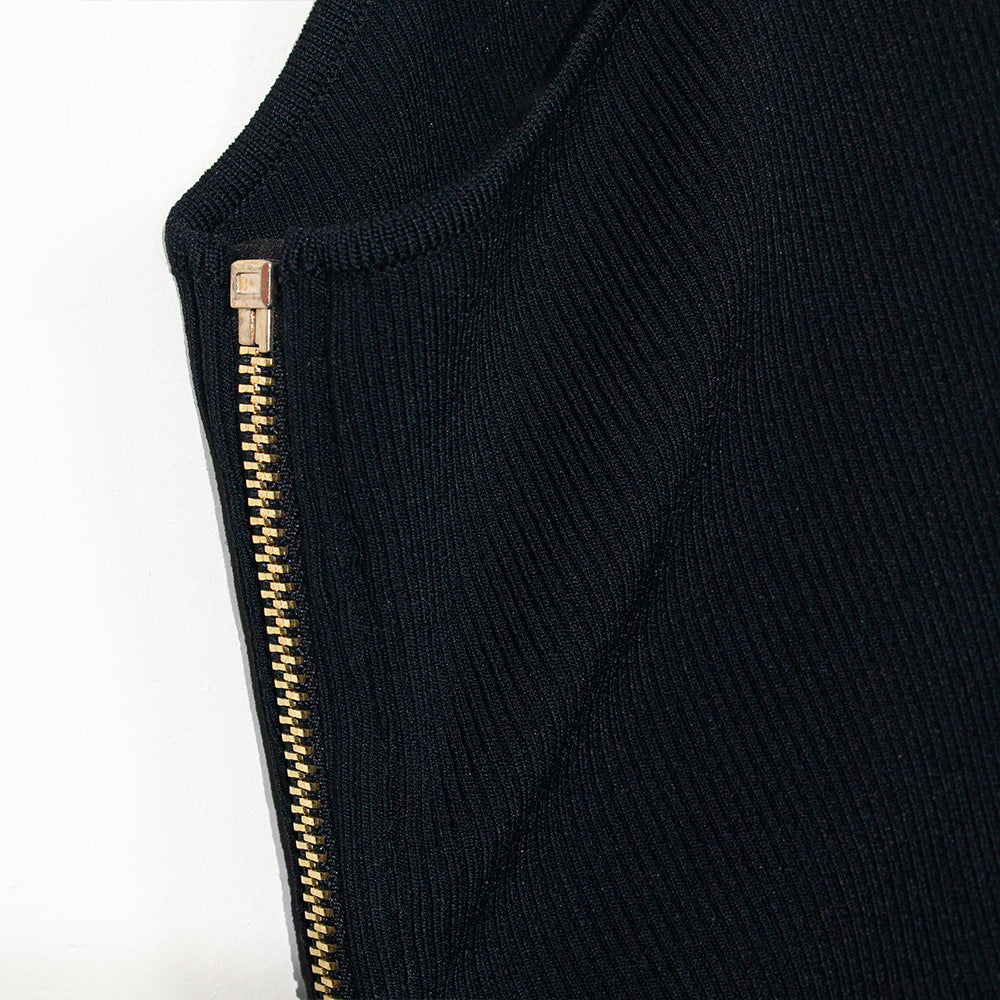 Knitted Black Dress with Pearl and Chain