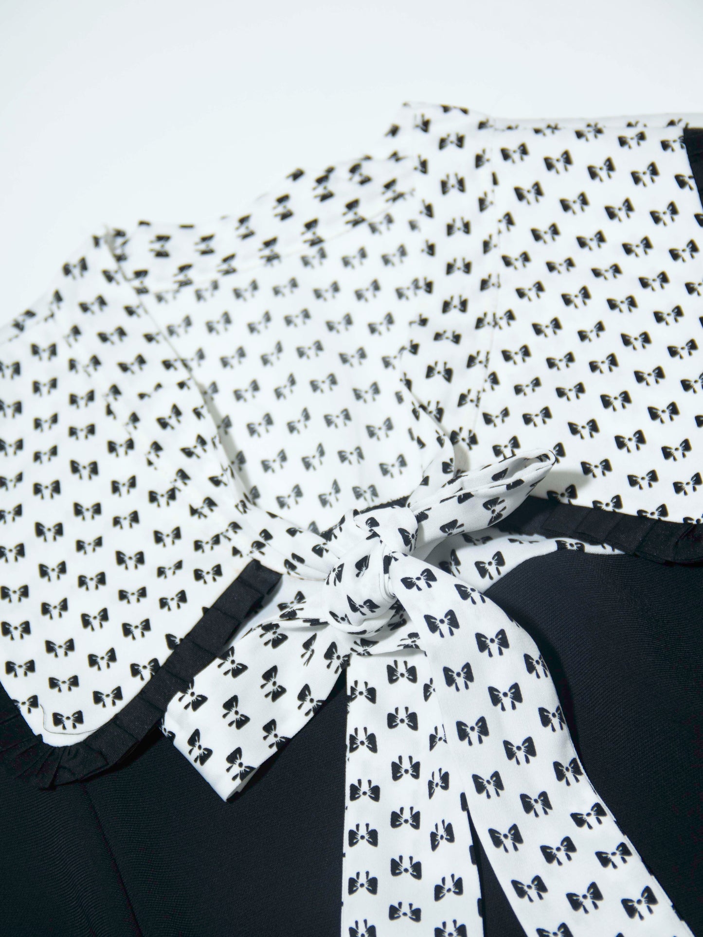 Chic Ribbon Detail A-Line Dress