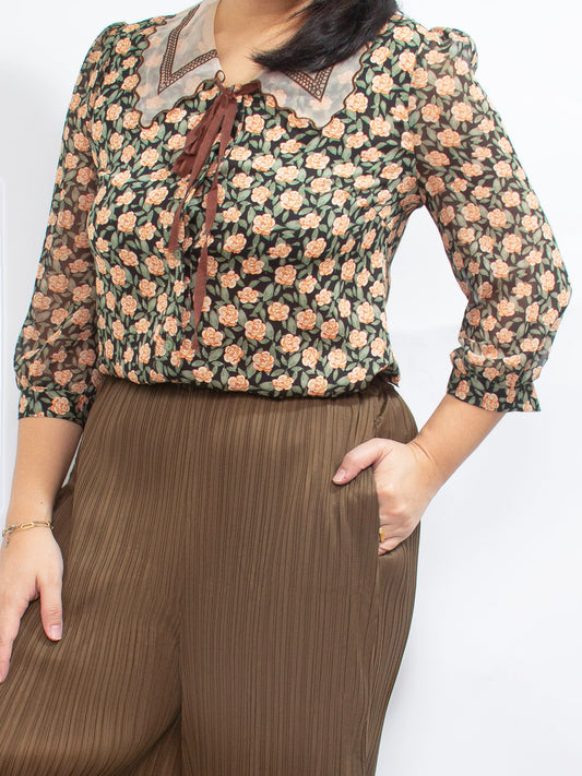Floral Mesh Collar Blouse