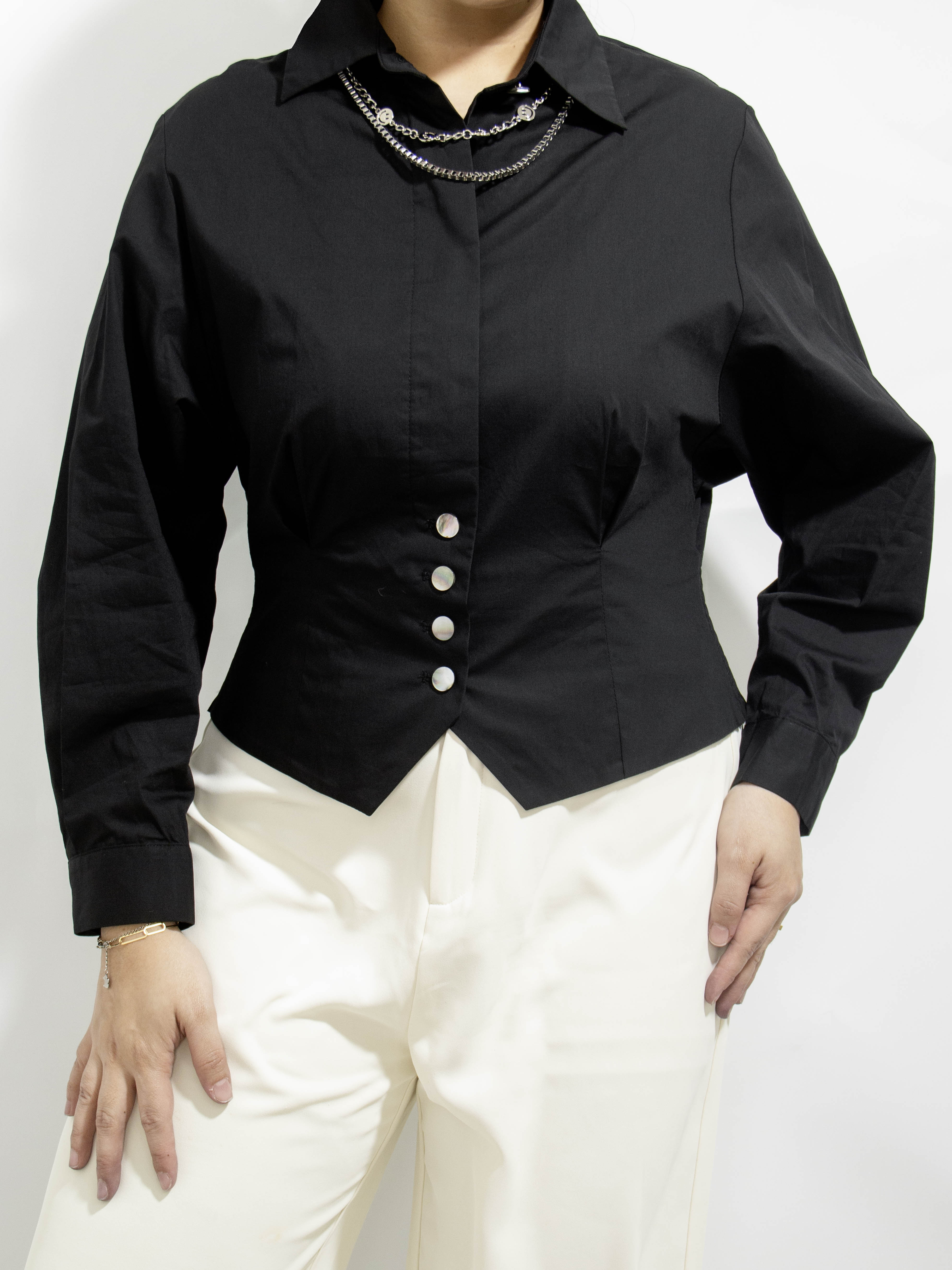 Structured Black Button-Down with Built-in Chain – MARI