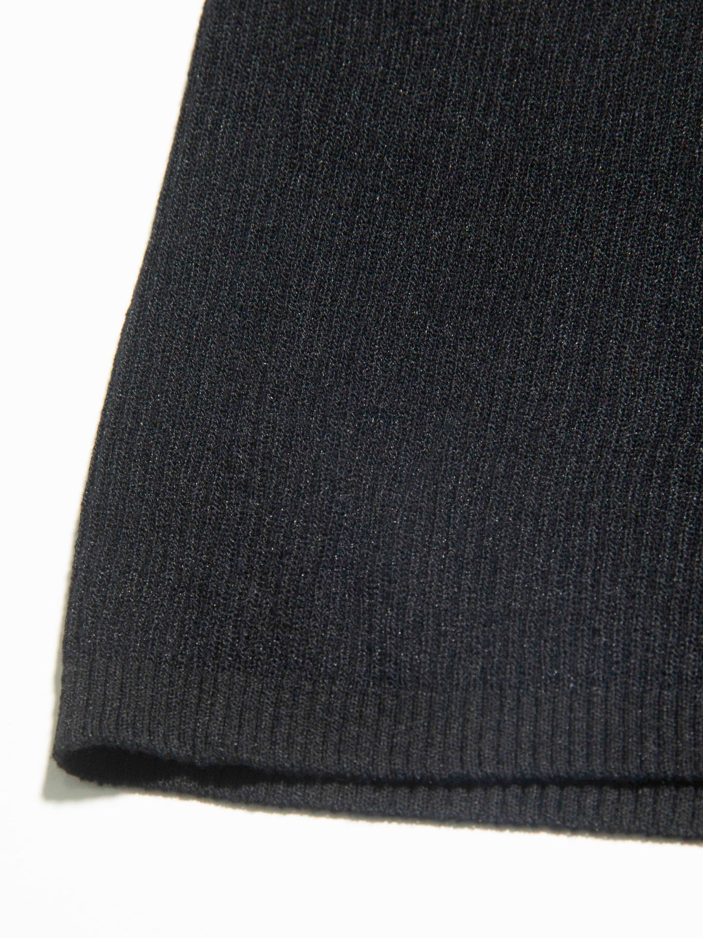 Contrast Collar Ribbed Knit Top.