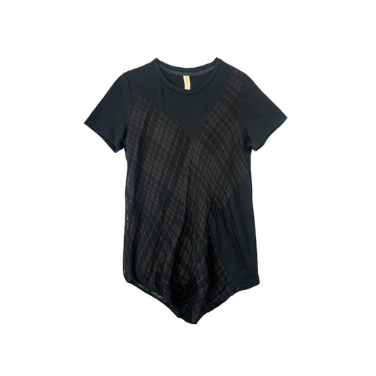 Chic Shadow Plaid Tee