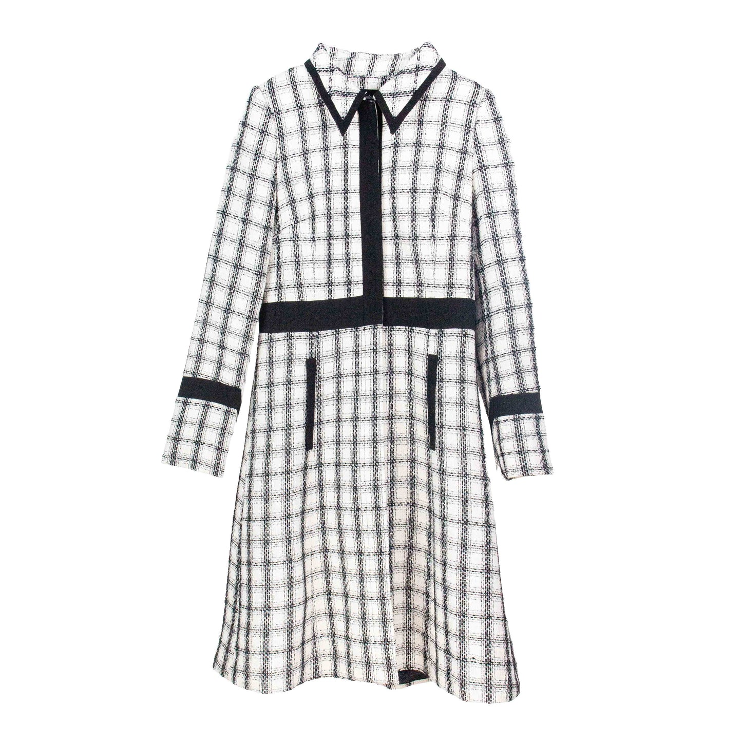 Elegant Trench Coat with Padded Shoulders
