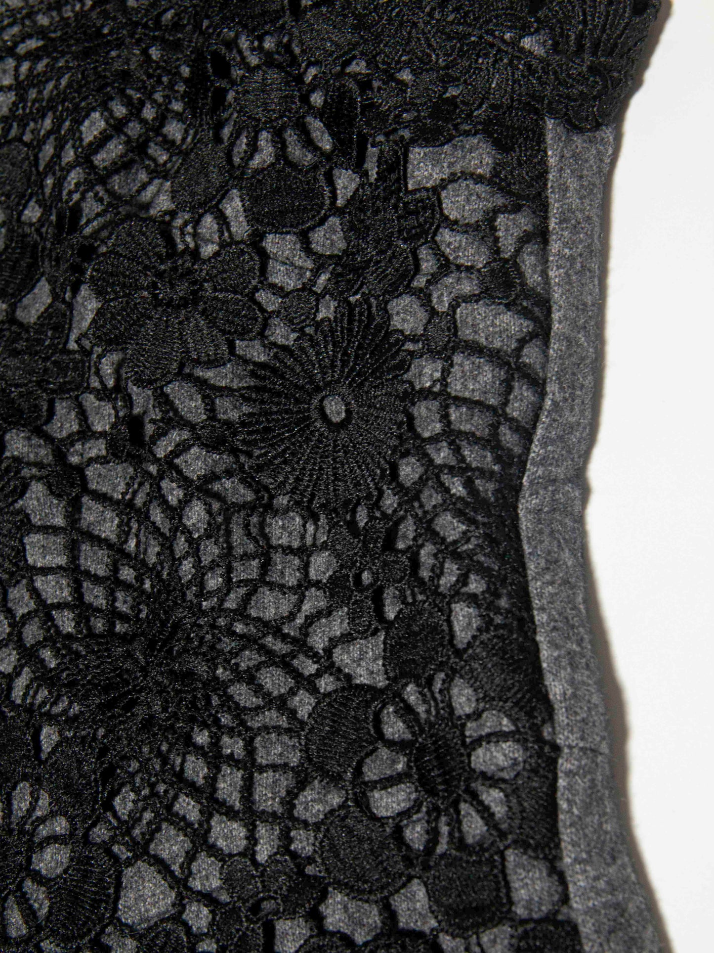 Lace Contrast Sheath Dress