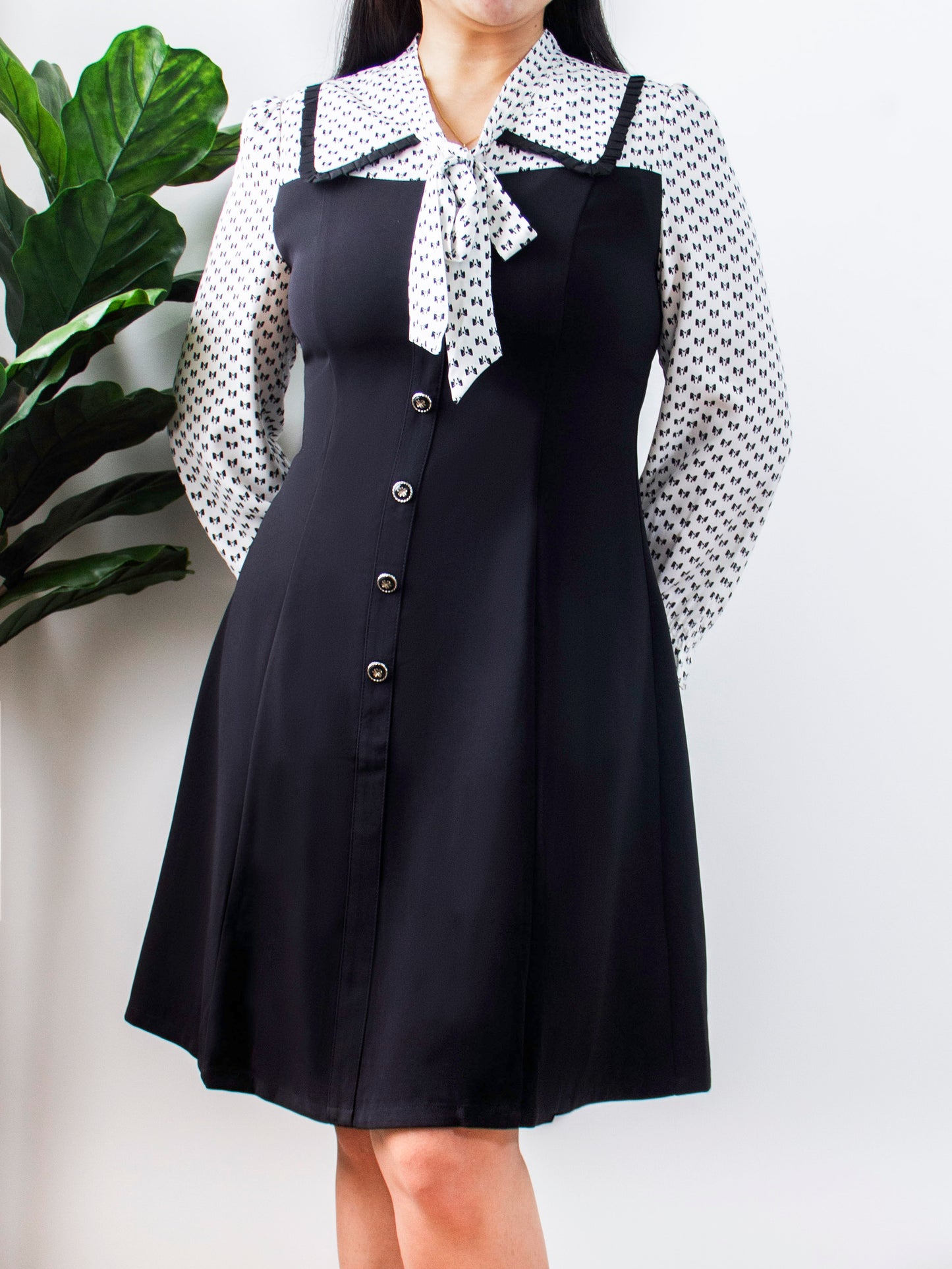 Chic Ribbon Detail A-Line Dress