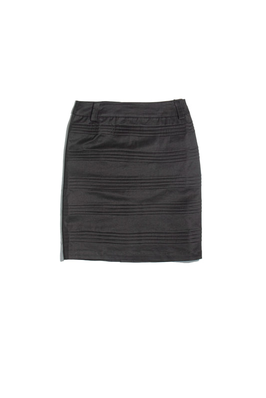 Structured Pleat Detail Black Skirt