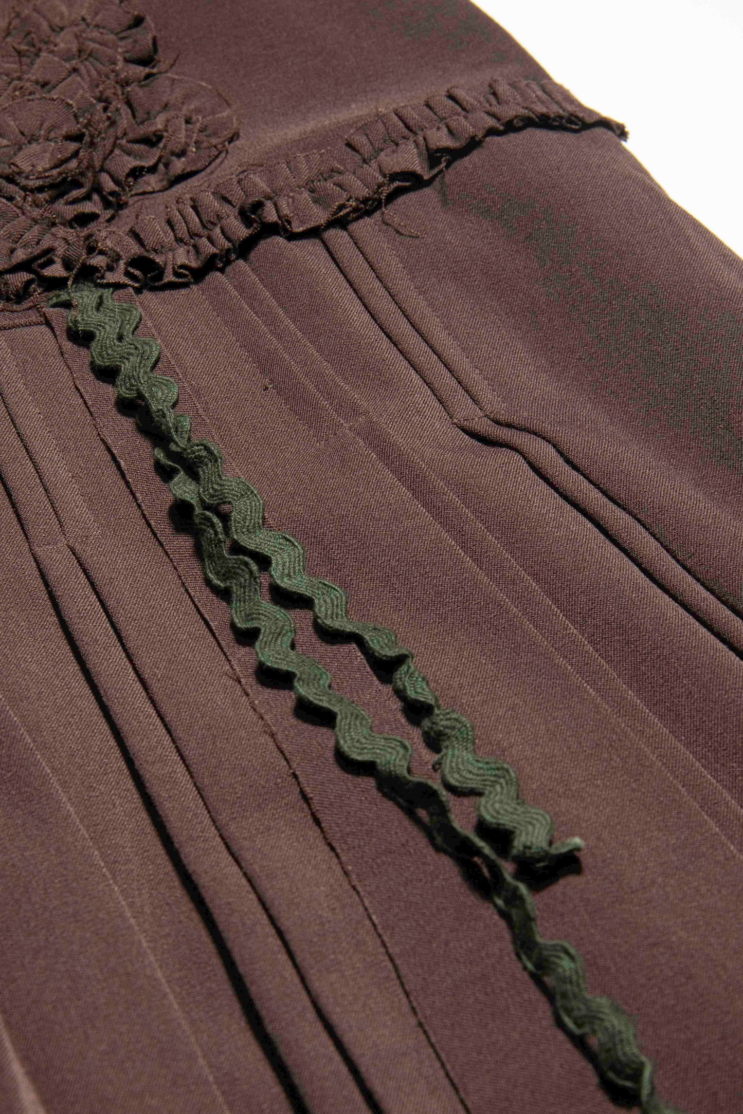 Rosette Ruffle Pleated Skirt