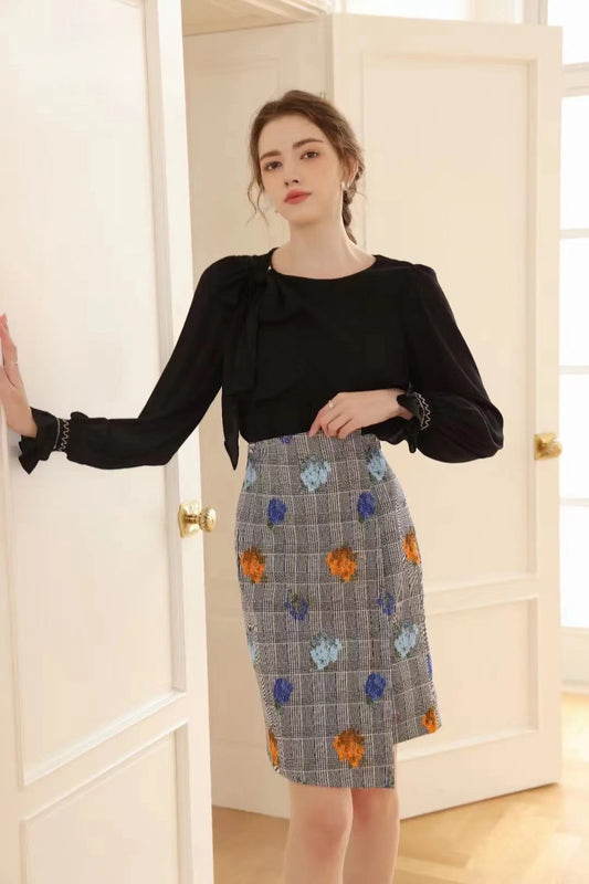 Floral Pattern Textured Skirt